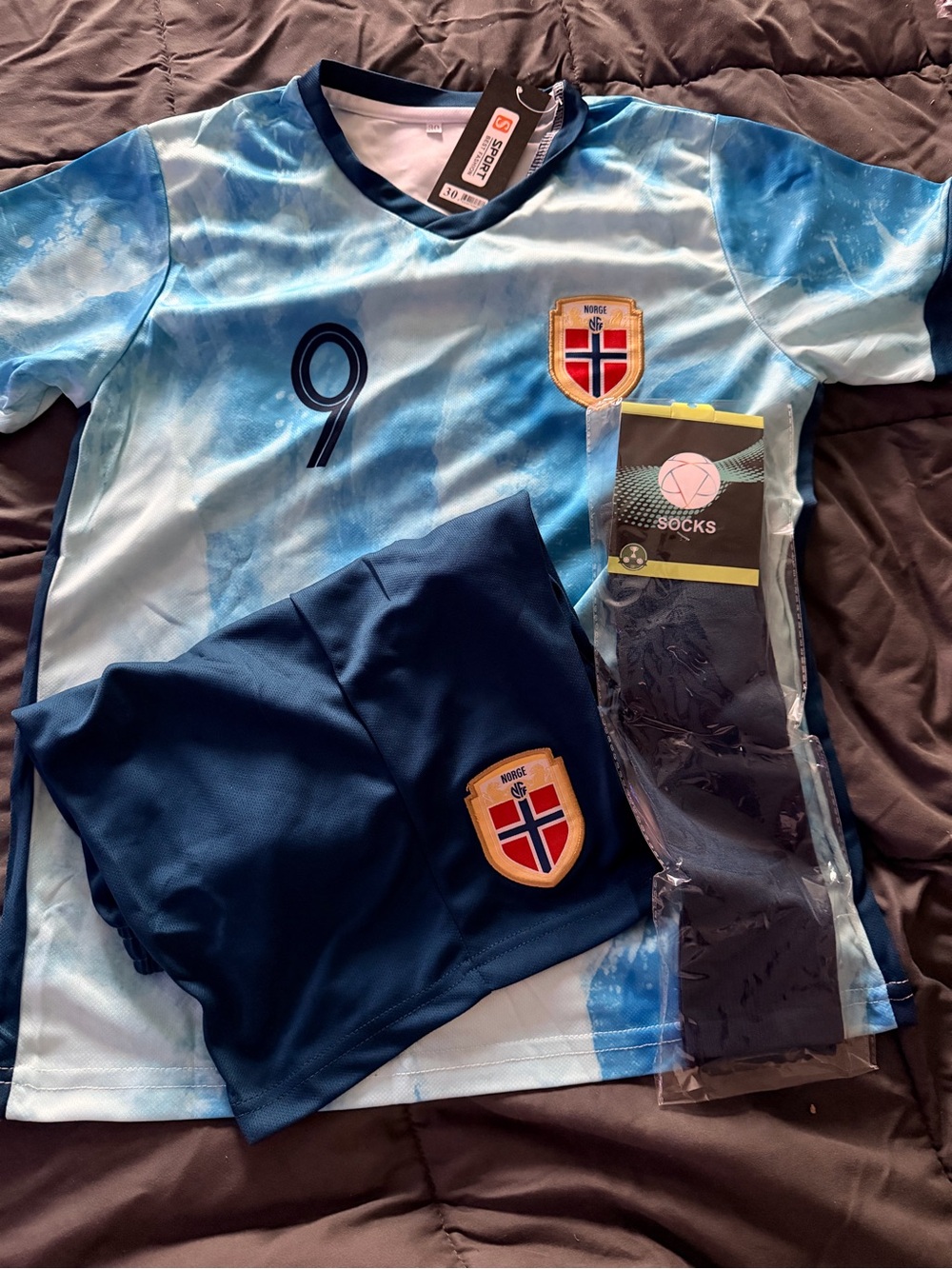 Norge Light Blue & Navy youth Soccer Jersey Set size 30